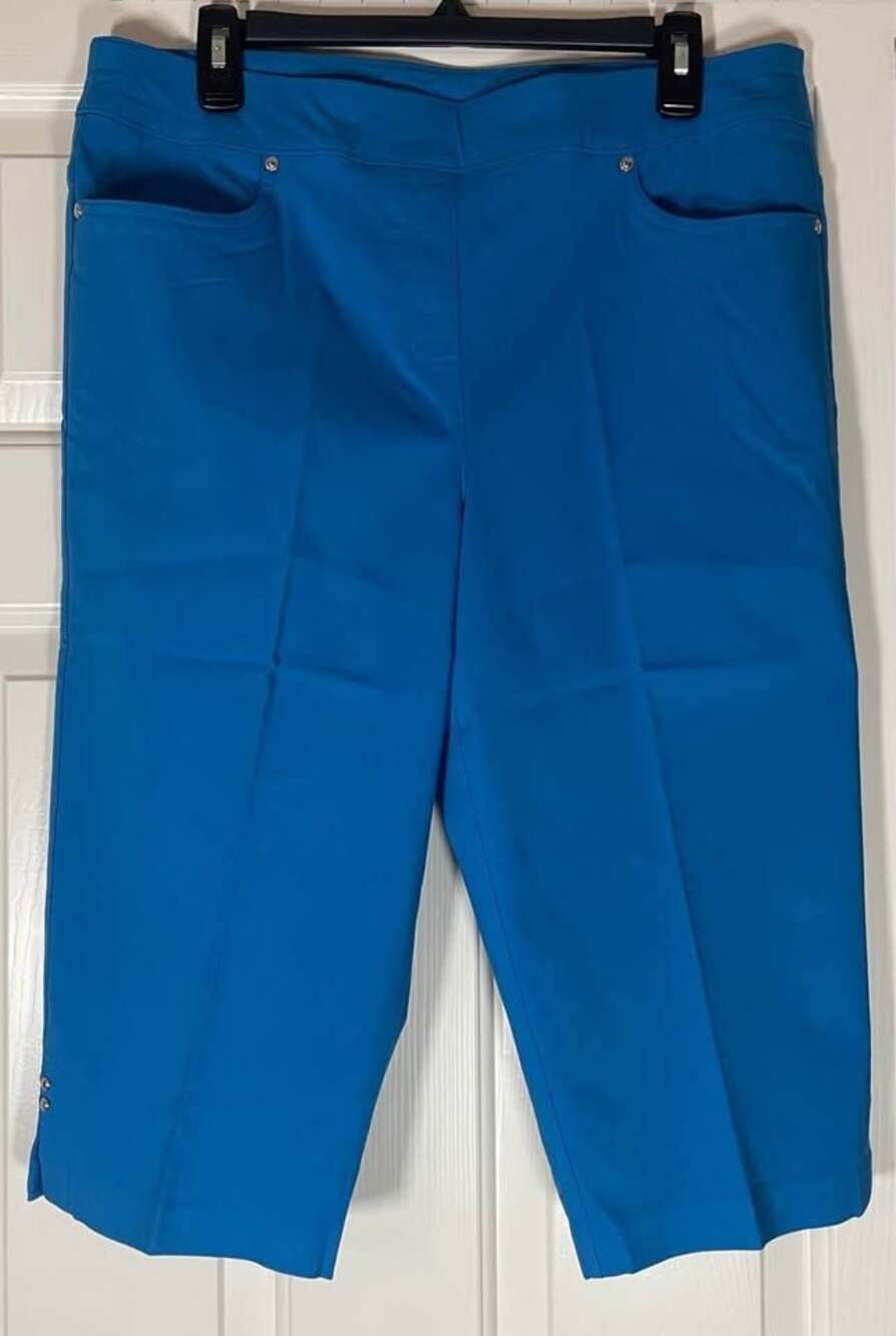 Woman’s Allison Daley Bermuda Shorts